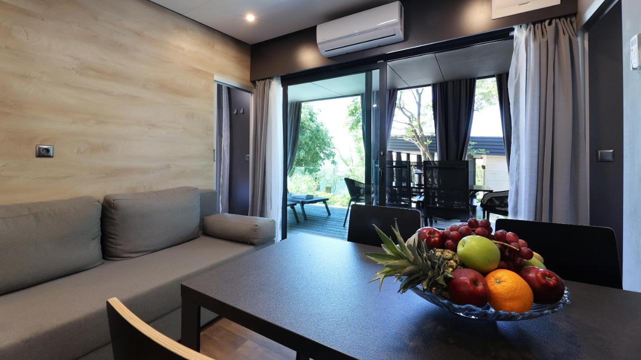 Adrialux Camping Mobile Homes Selce Exterior foto